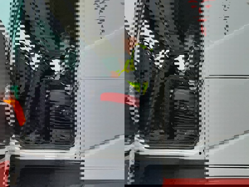 Bb7dad5b 1F1a 4703 B909 79Fe2ece8126